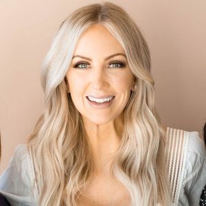 Meet your Posher, Christee